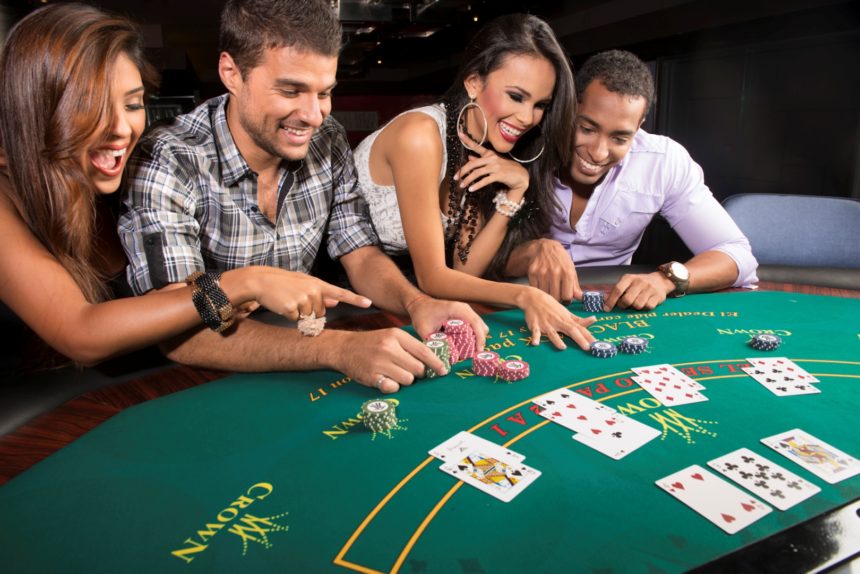 Noleggio Casino: tavolo Poker, Roulette Russa e Black Jack